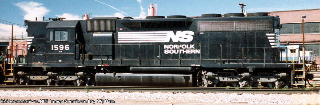 NS SD40 1596
